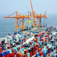 Hàng hóa thông qua cảng biển tăng mạnh