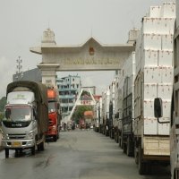 Vietnam considers how to reduce its trade deficit with China